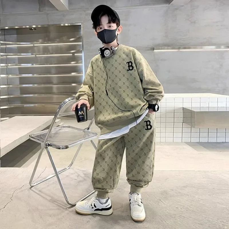 Fashionable Printed Sweatshirt Pants Set for Boys Sporty Two-Piece Suit