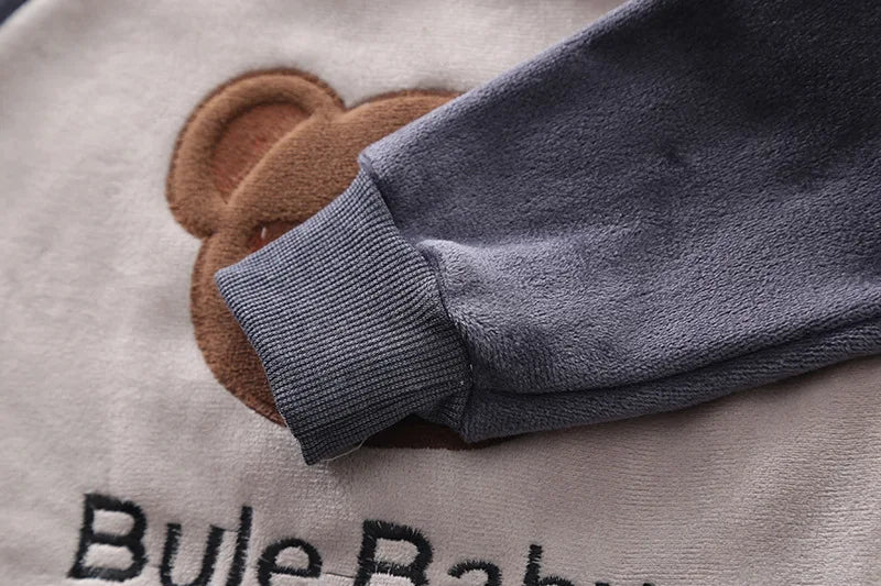 New Baby Boys Clothes Set Autumn Winter Thick Velvet Cartoon Bear Hooded Coat Sweater Pants 3Pc for 1-4 Years Kids Sprot Outfits