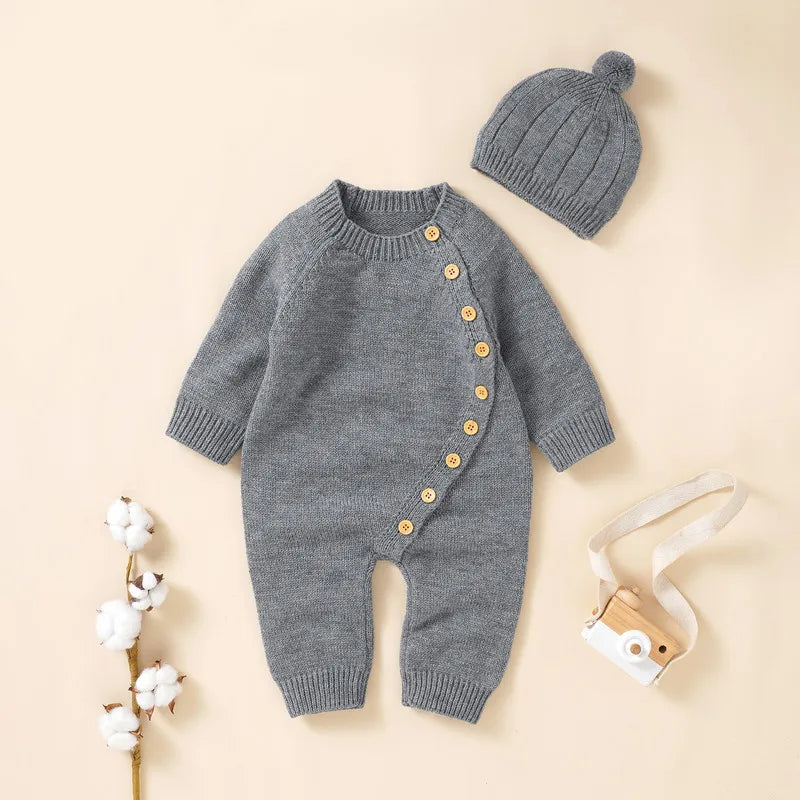 BORA Newborn Long Sleeve Romper with Hat Set in Gray with Button Closure for Babies